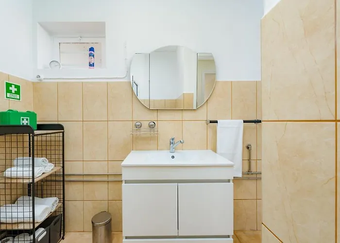 The Great Pearl Ocean Views Near & Airport ماتشيكو